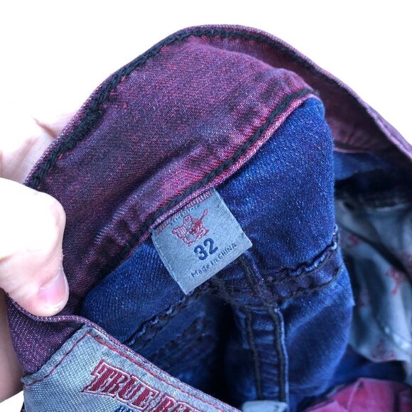 TRUE Religion Jeans Size 32 STRAIGHT Red - Picture 2 of 6